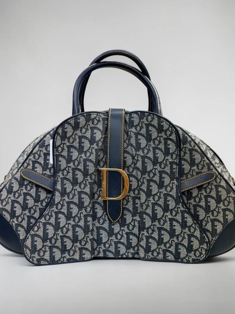 Authentic Christian Dior Trotter D-Buckle Dome Double Saddle - Picture 2 of 2